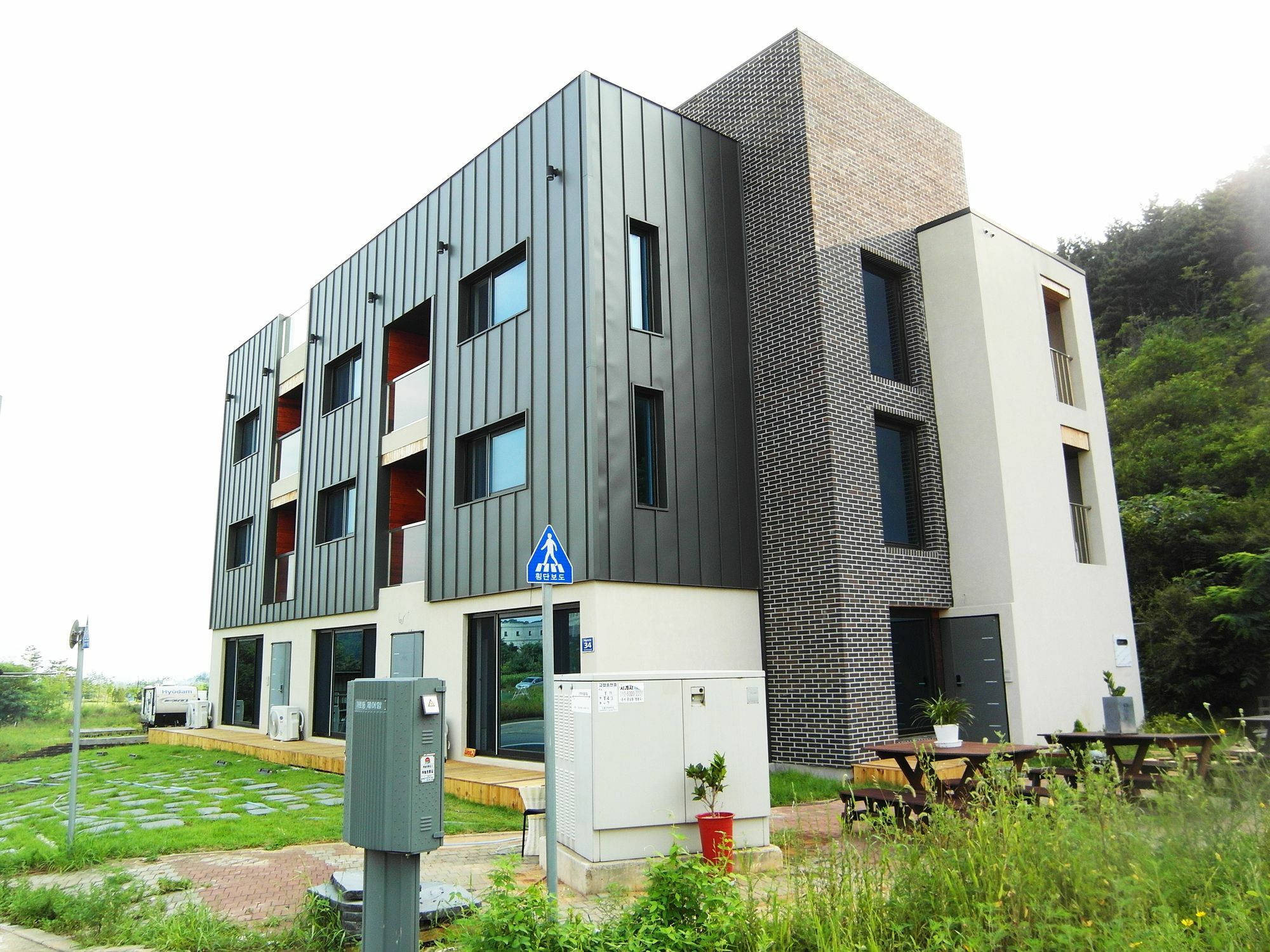 Leeon Guest House Incheon Exterior photo